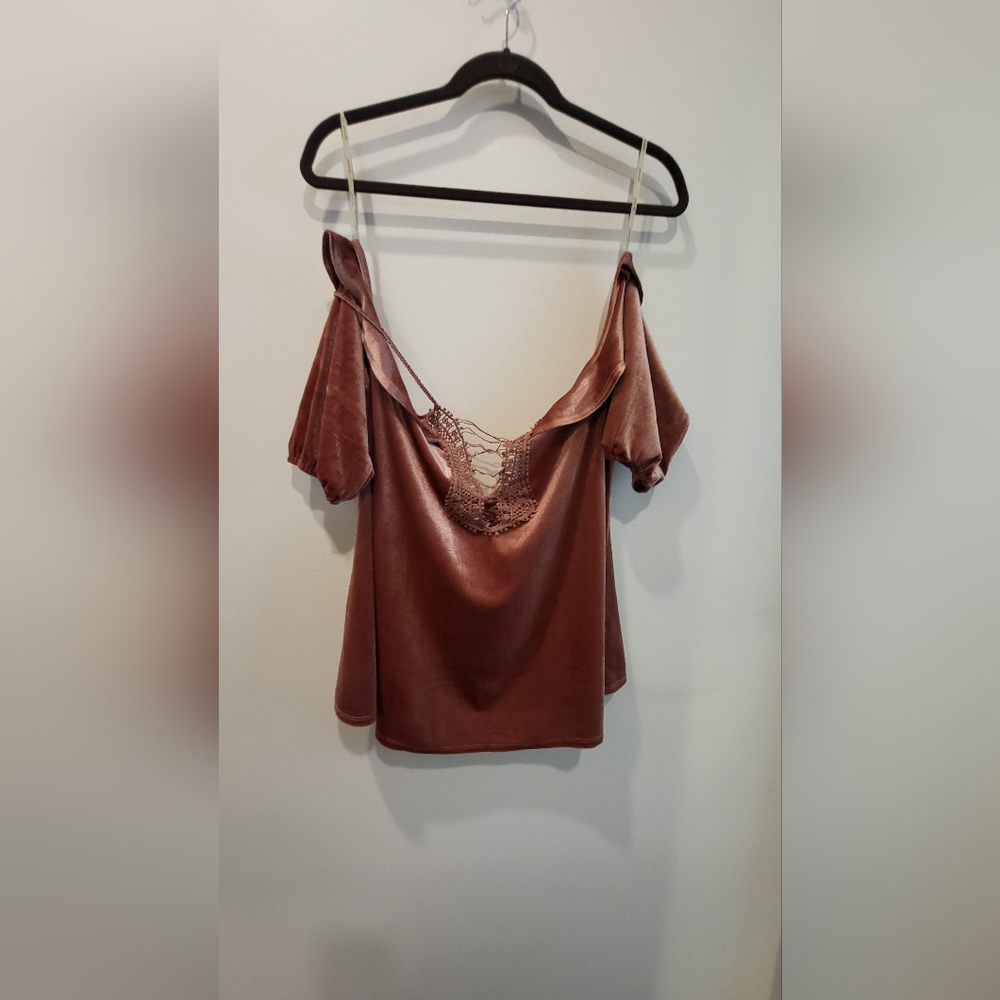 Velvet top